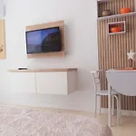 Moderno Estudio Vista Mar Playa De Americas 아파트